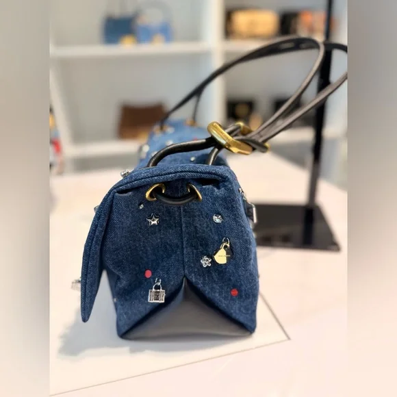 NWT Marc Jacobs the trinket charm denim large dual bag - Picture 5 of 8